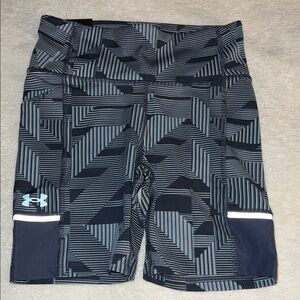 Under Armour Black and Gray Patterned Shorts